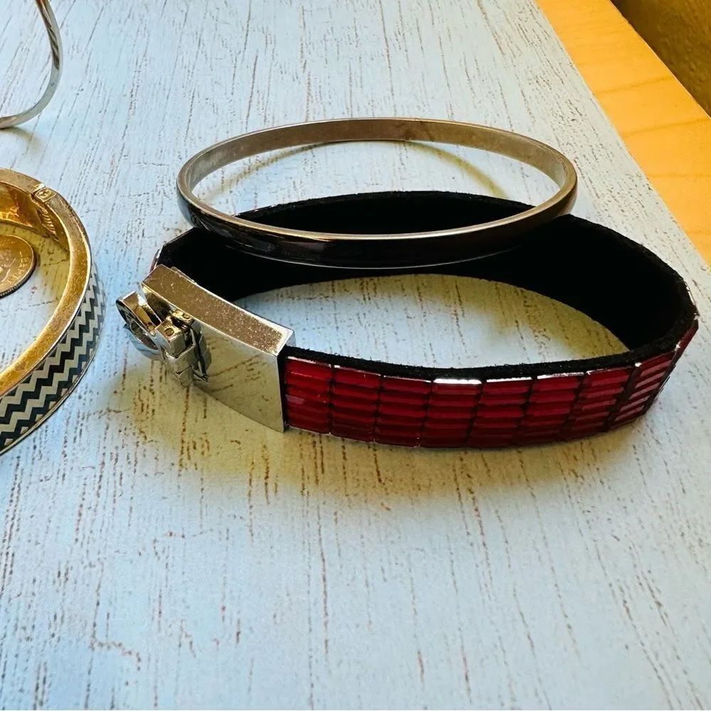 Bracelet Bundle‎  - Picture 3 of 6